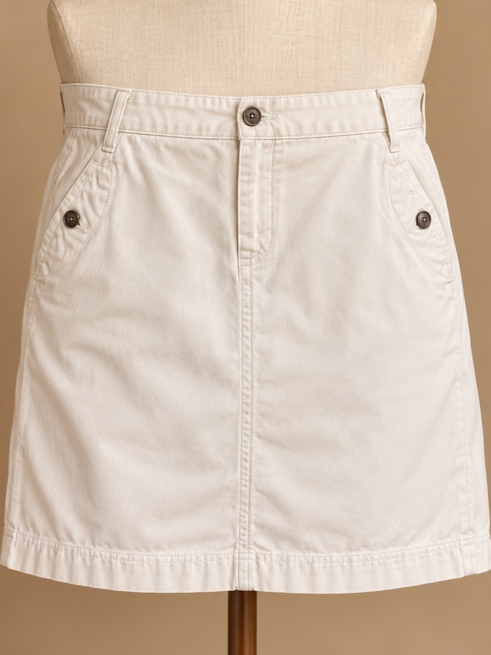 For the Republic Size 12 White Cotton Skirt Button Pocket Preppy